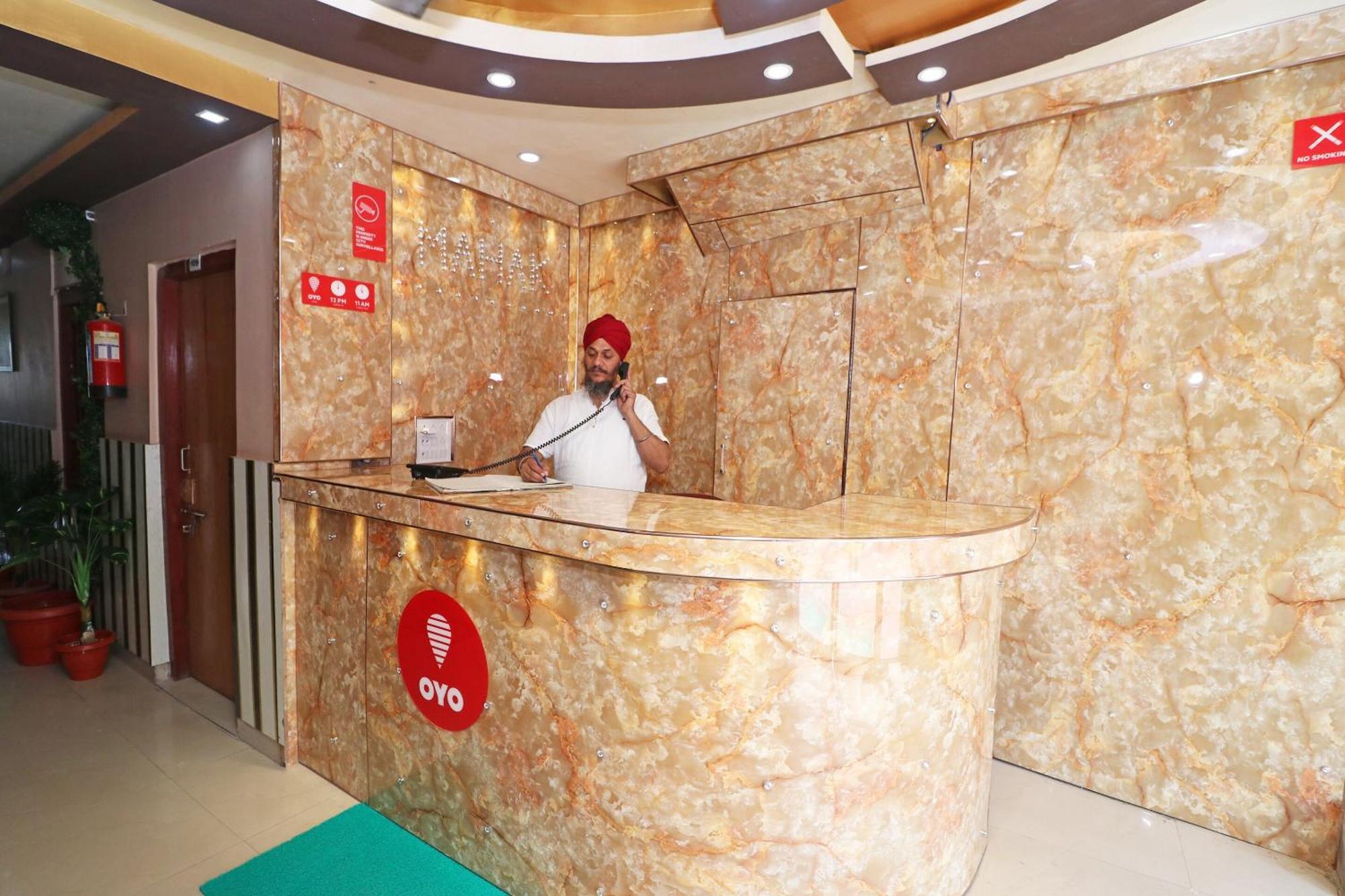 Oyo Yb Continental Hotel 3*