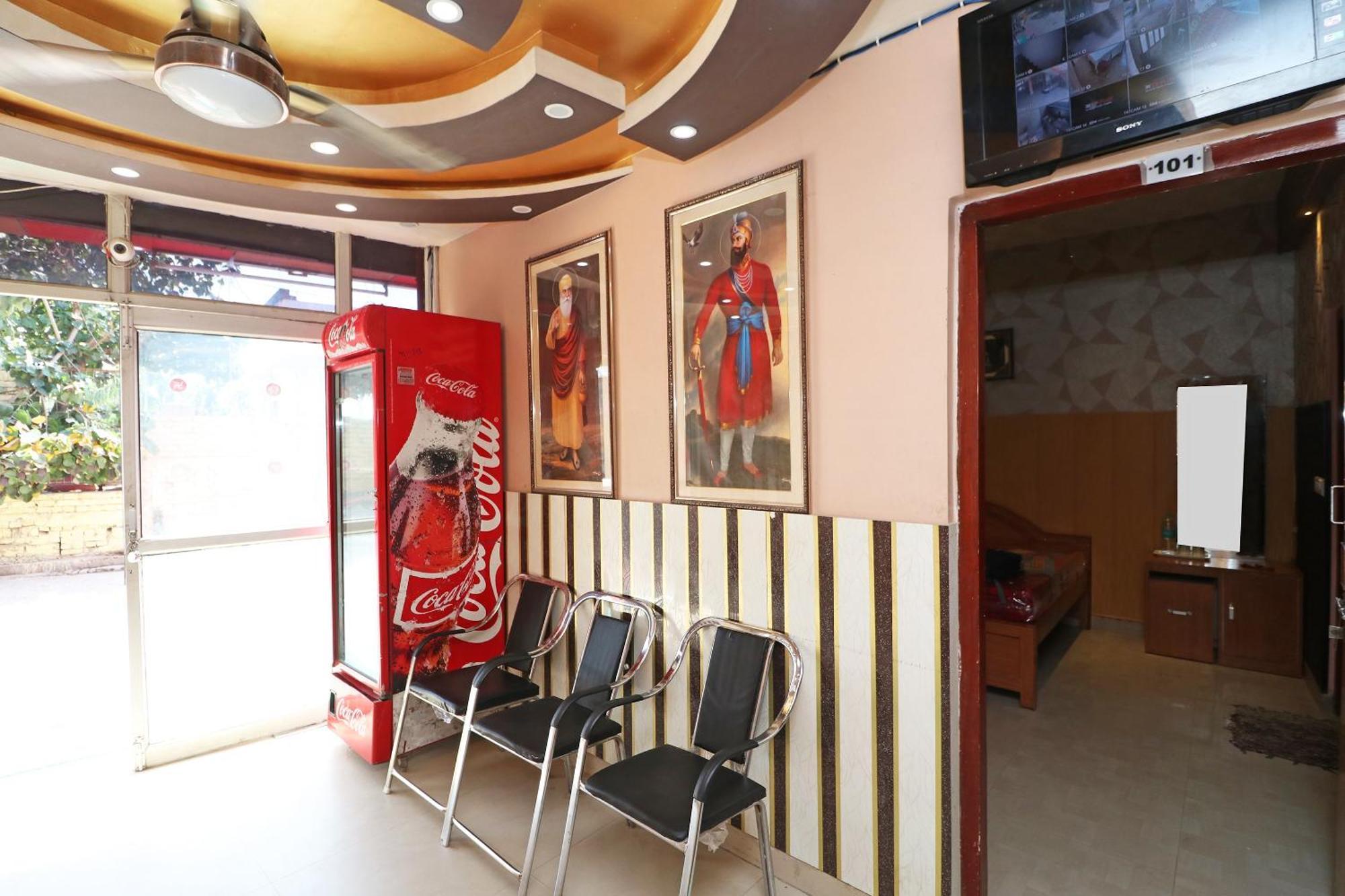 Hotel Oyo Yb Continental