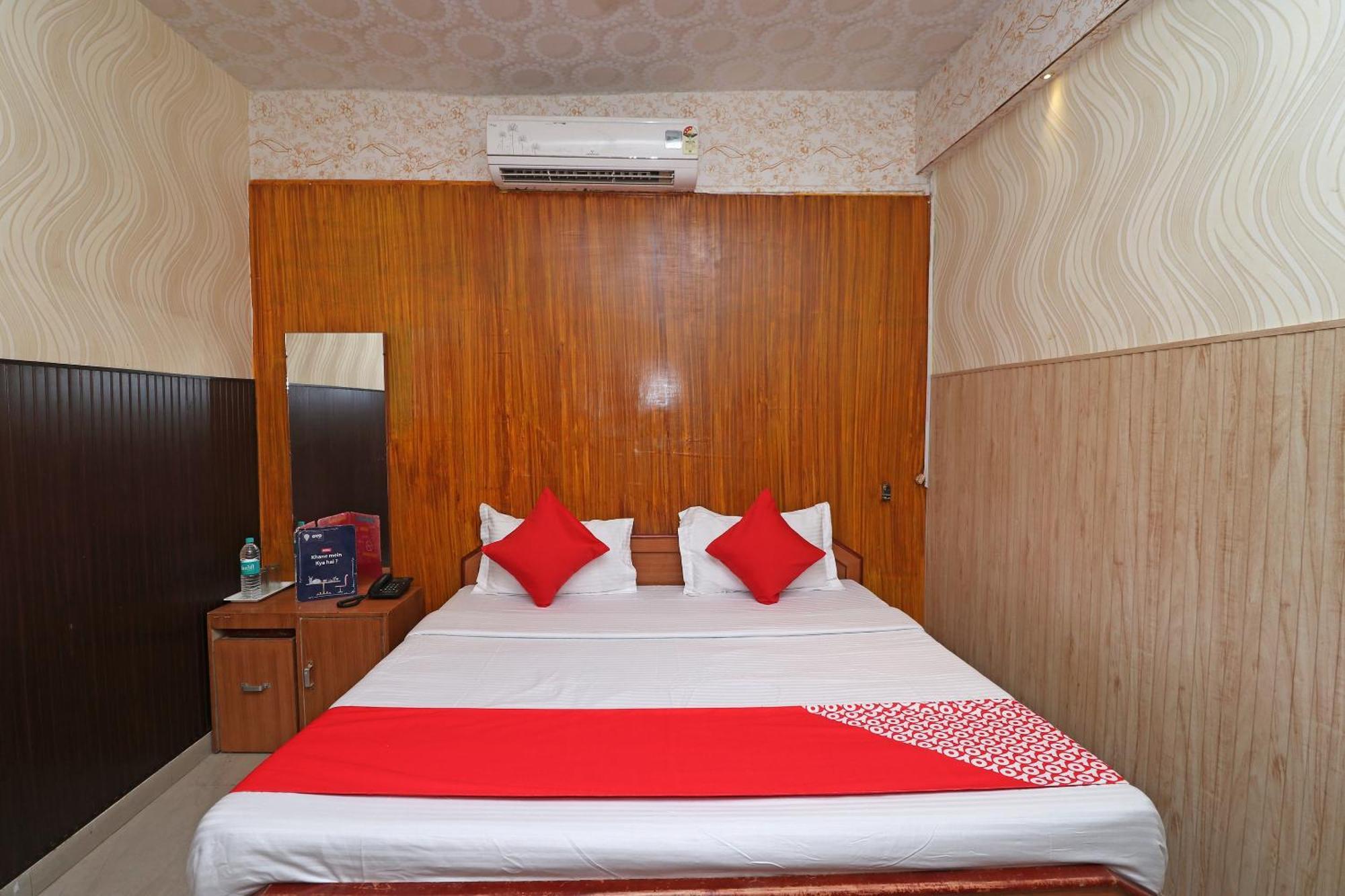 Hotel Oyo Yb Continental